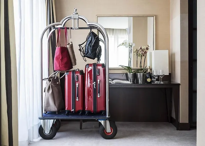 Grand De La 5* Parma