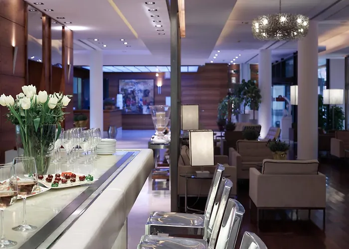 Hotel Grand De La Parma