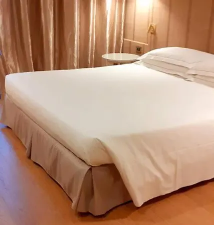 Grand De La Hotel 5*