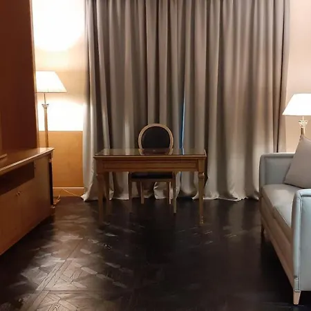 Grand De La Hotel Parme