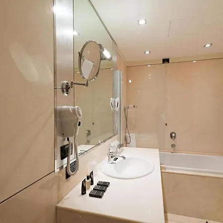 Szálloda Grand De La 5*