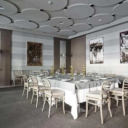 Hotel Grand De La 5*