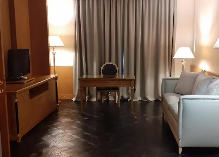 Grand De La Szálloda Parma