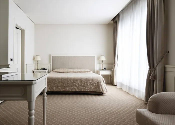 호텔 Grand De La 5*